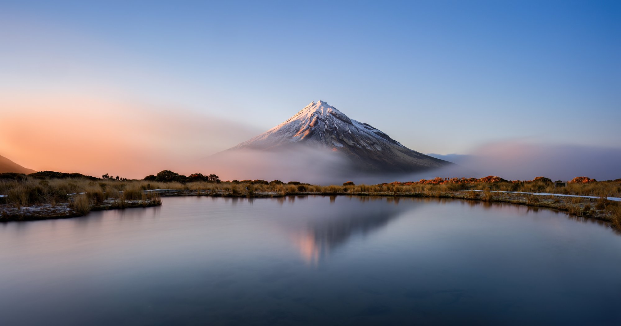 Taranaki_shutterstock_2514828817
