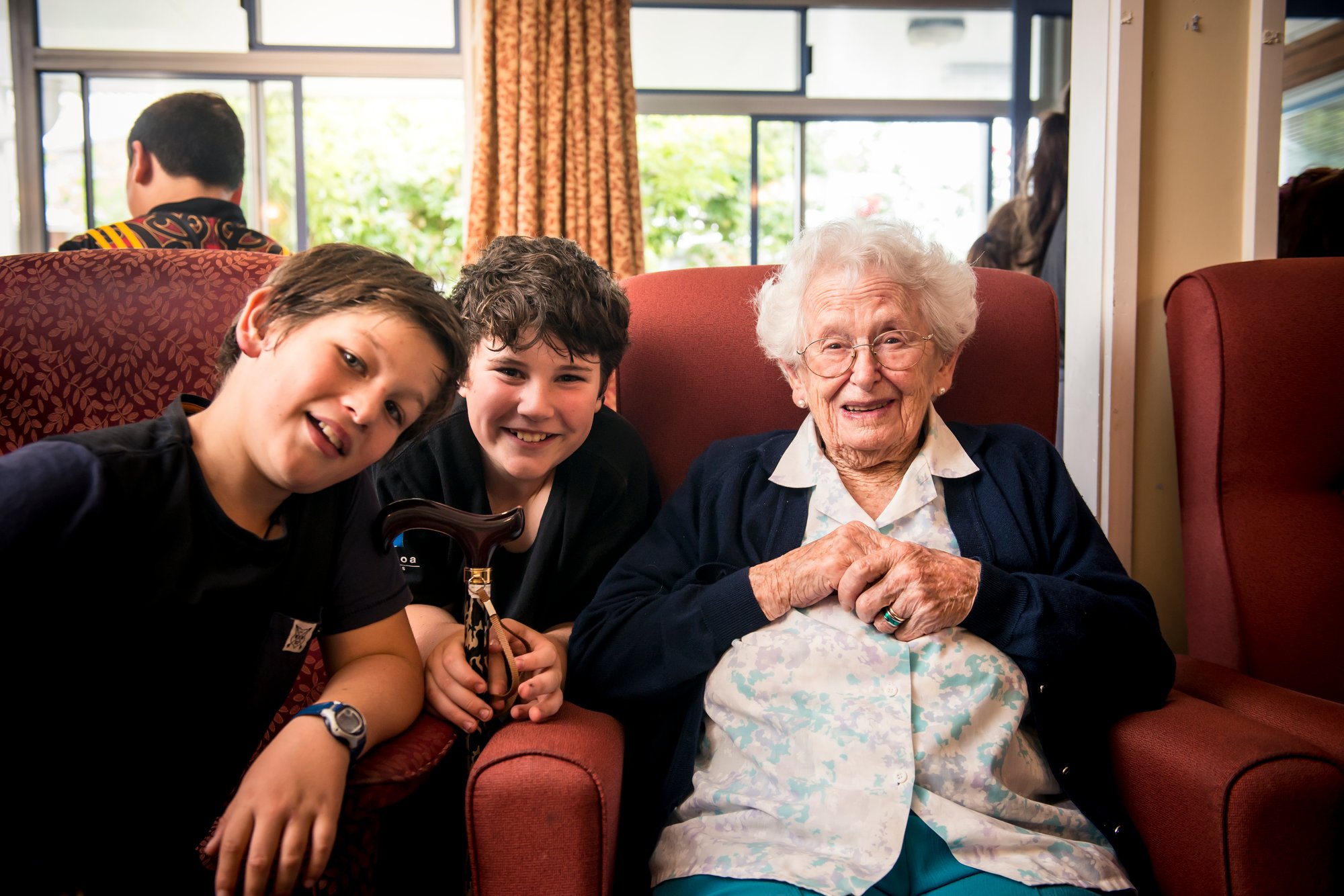 Visitors from Russell Street School often visit the elders of Enlivens Willard Home